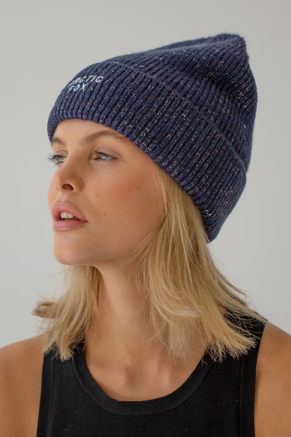 The Embroidered Beanie - Navy